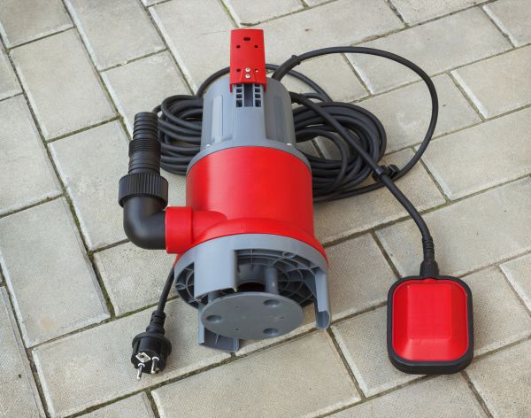 Submersible Pump Installation in Lynnwood